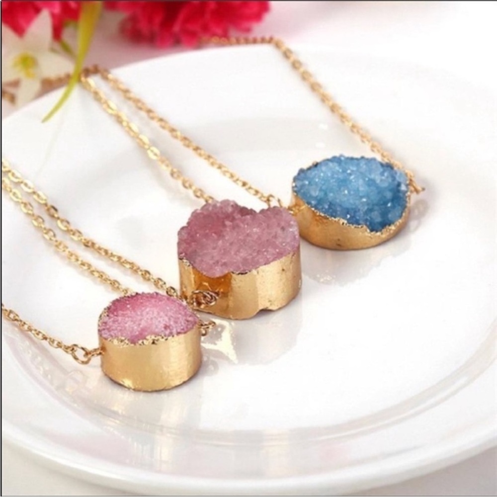 Elegant Gold and Crystal Pendant Necklace Set